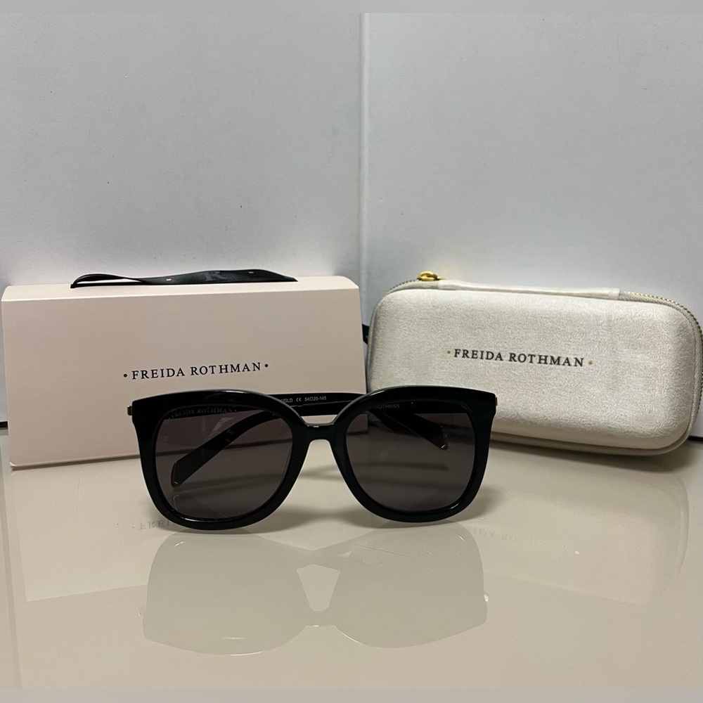 Freida Rothman Brynn Sunglasses in Black color - Picture 8 of 9